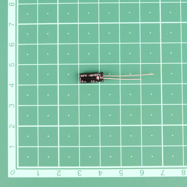220 uF 10V Through Hole Electrolytic Capacitor (Pack of 20)